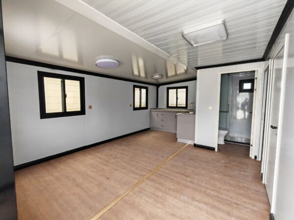 Expandable Container House with Ensuite 40ft - Image 5