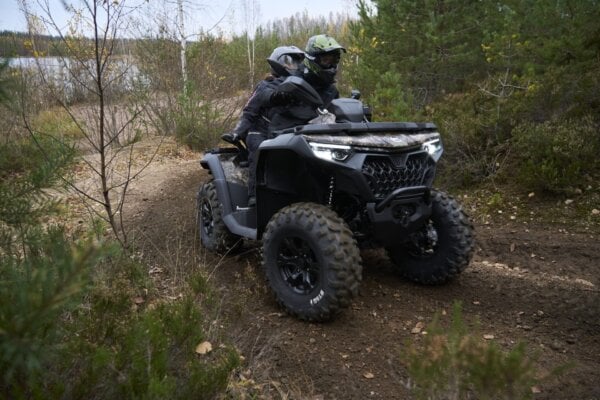 CFORCE 800 HO EPS Utility Vehicle CFORCE 800 HO EPS utility vehicle for work and recreation