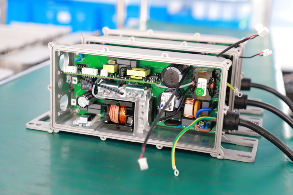 SPIDERWAY Golf Cart Battery Chargers – High-Performance OEM Solutions from a Leading Chinese Manufacturer